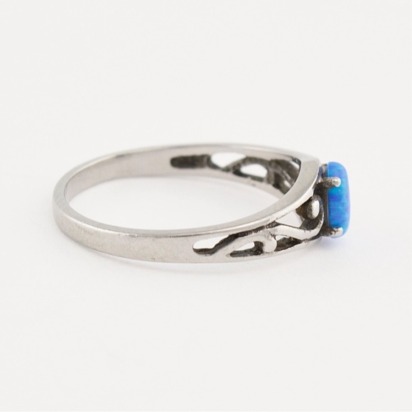 Estate Synthetic Blue Opal Silver Tone Ring Size 8 - Picture 3 of 5